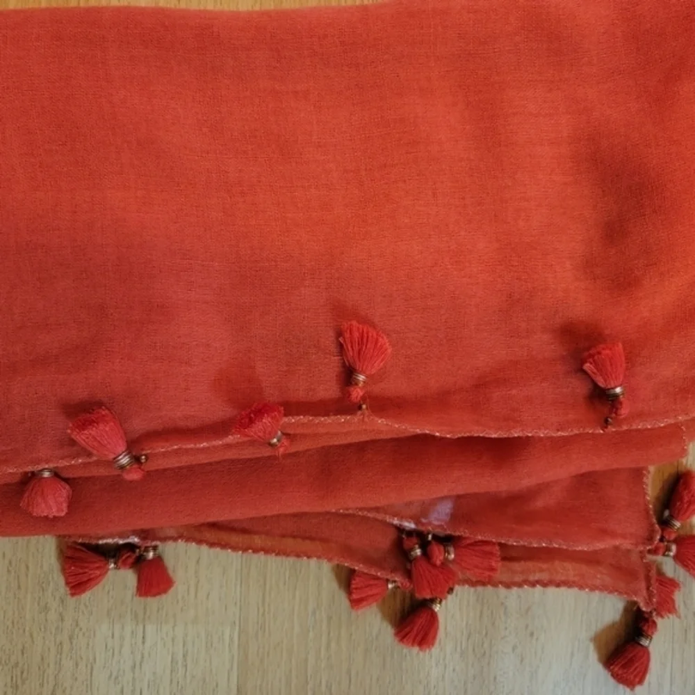 Anthropology by Lulla Collection by‎ Bindya 100% Wool Tassel Trim Scarf Red Boho